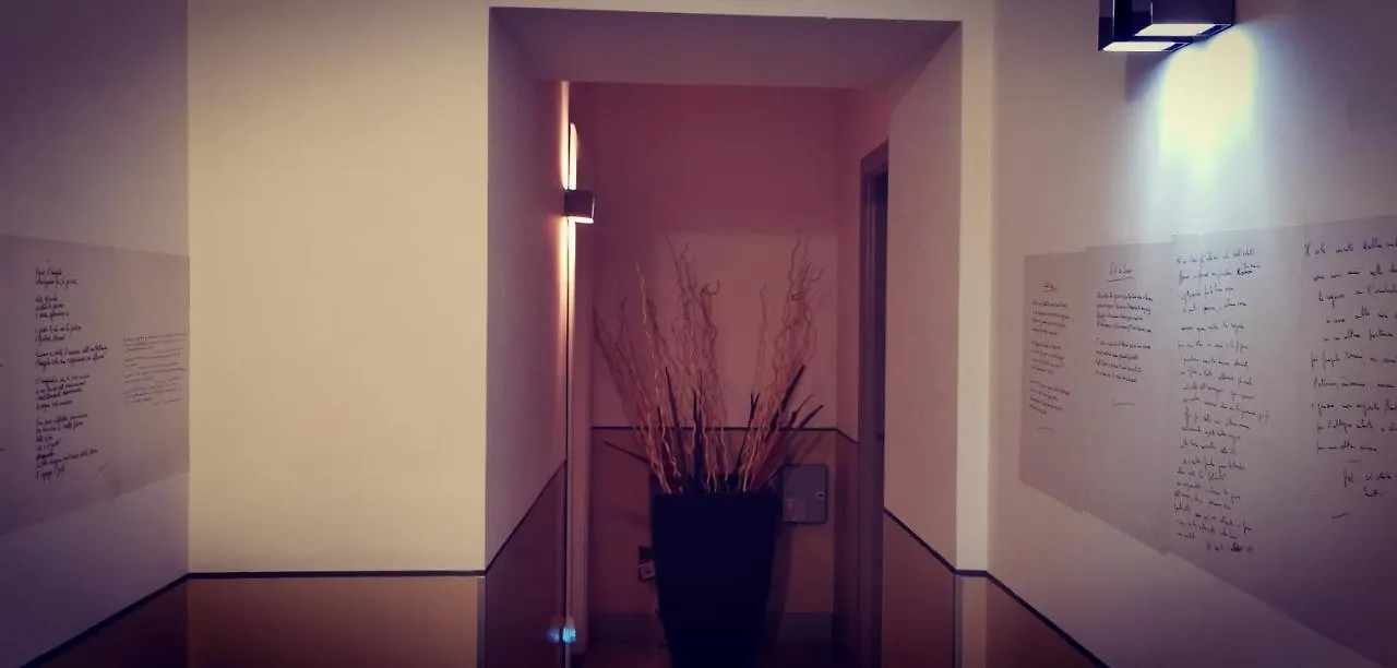 نابولي Bnb Portalba Relais 3*,  إيطاليا