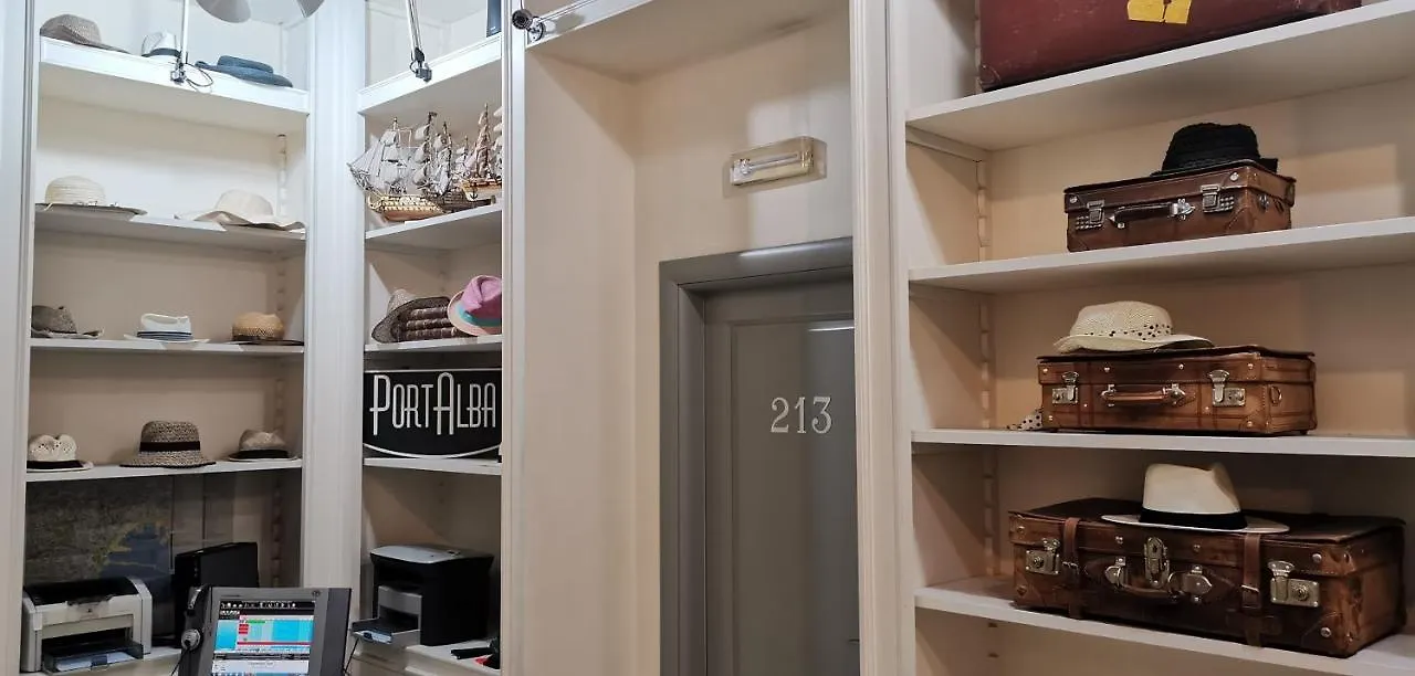 نابولي Bnb Portalba Relais 3*,