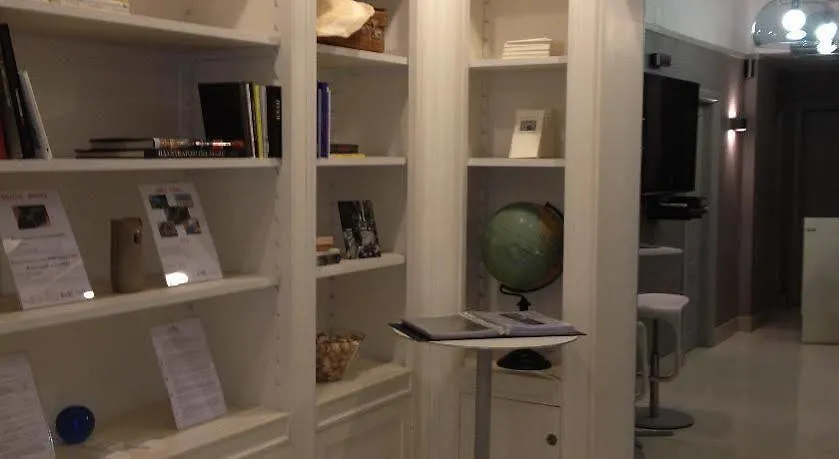 نابولي Bnb Portalba Relais إيطاليا