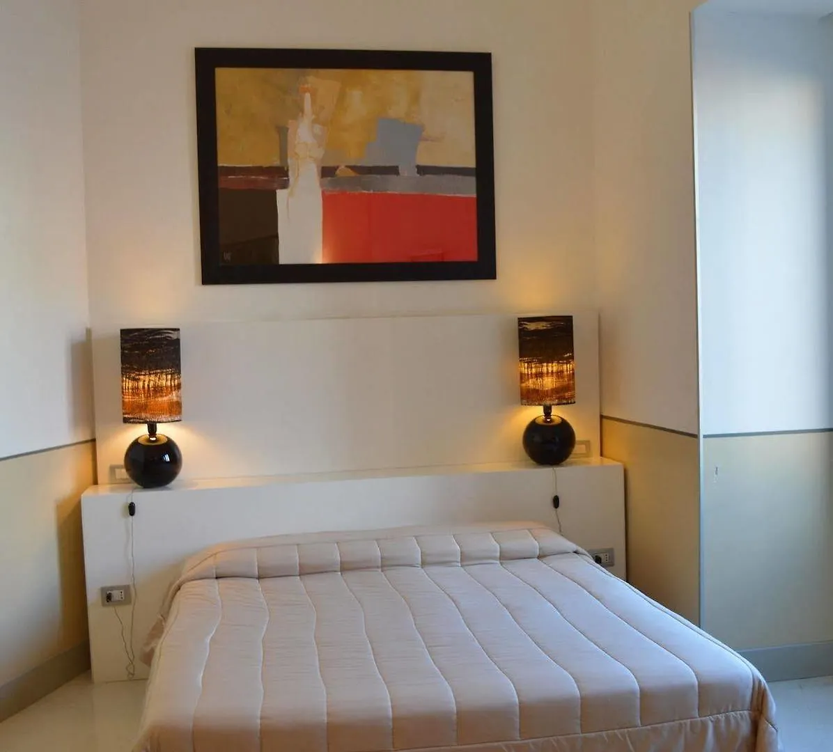 نابولي Bnb Portalba Relais فندق مبيت وإفطار